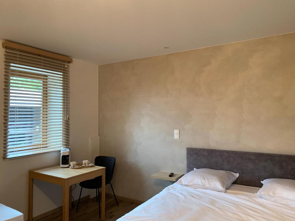 B&B Elzartwinning Hasselt Exteriör bild